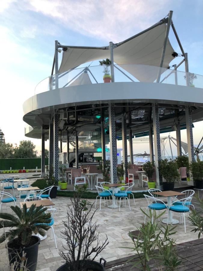 Lotus Northsea Apartment Mamaia Exterior photo